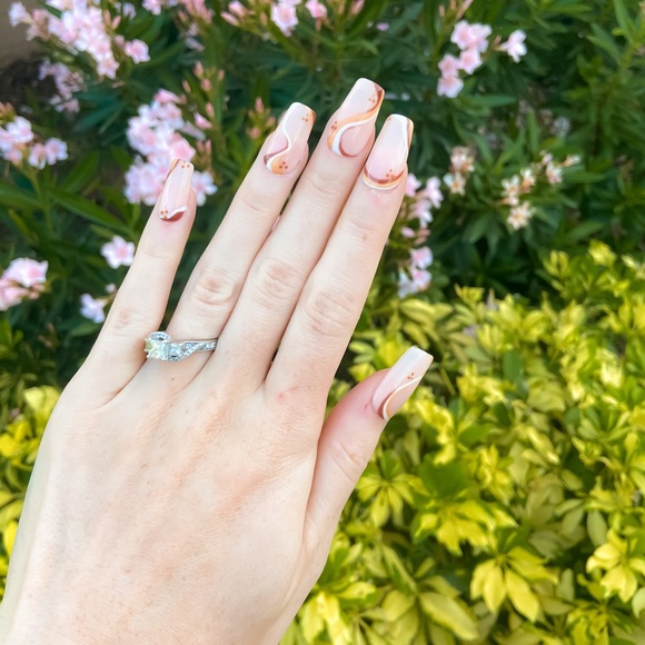 Mocha Swirl Press-On Nails - Picture 2 of 5